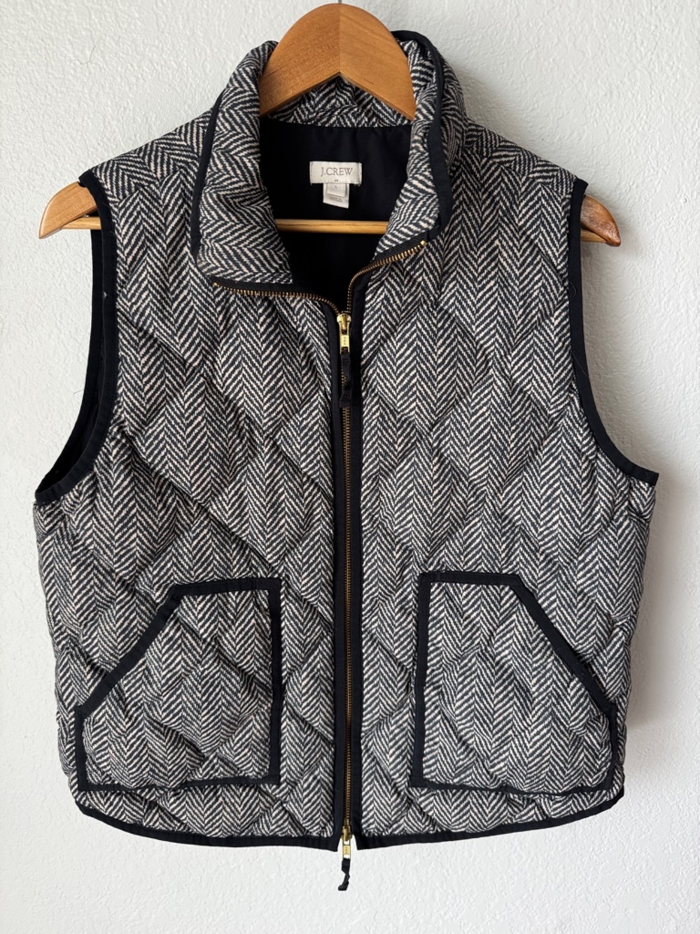 J. Crew Excursion Vest‎